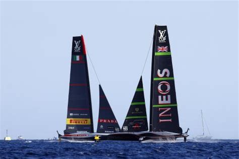 Finale Luis Vuitton Cup, Luna Rossa vince l'ottava regata contro .